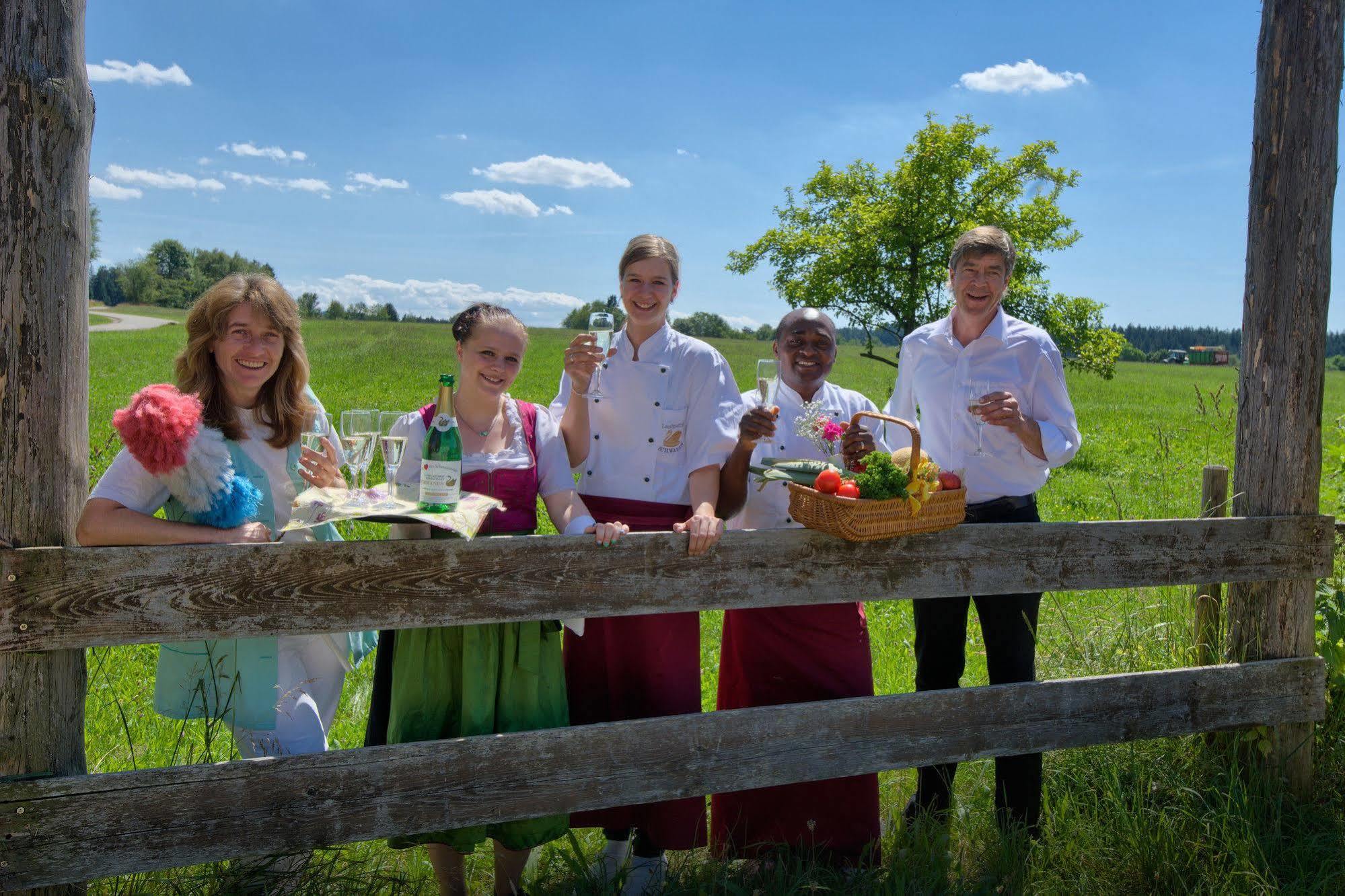 Landgasthof Zum Schwanen ฮอร์นแบร์ก ภายนอก รูปภาพ