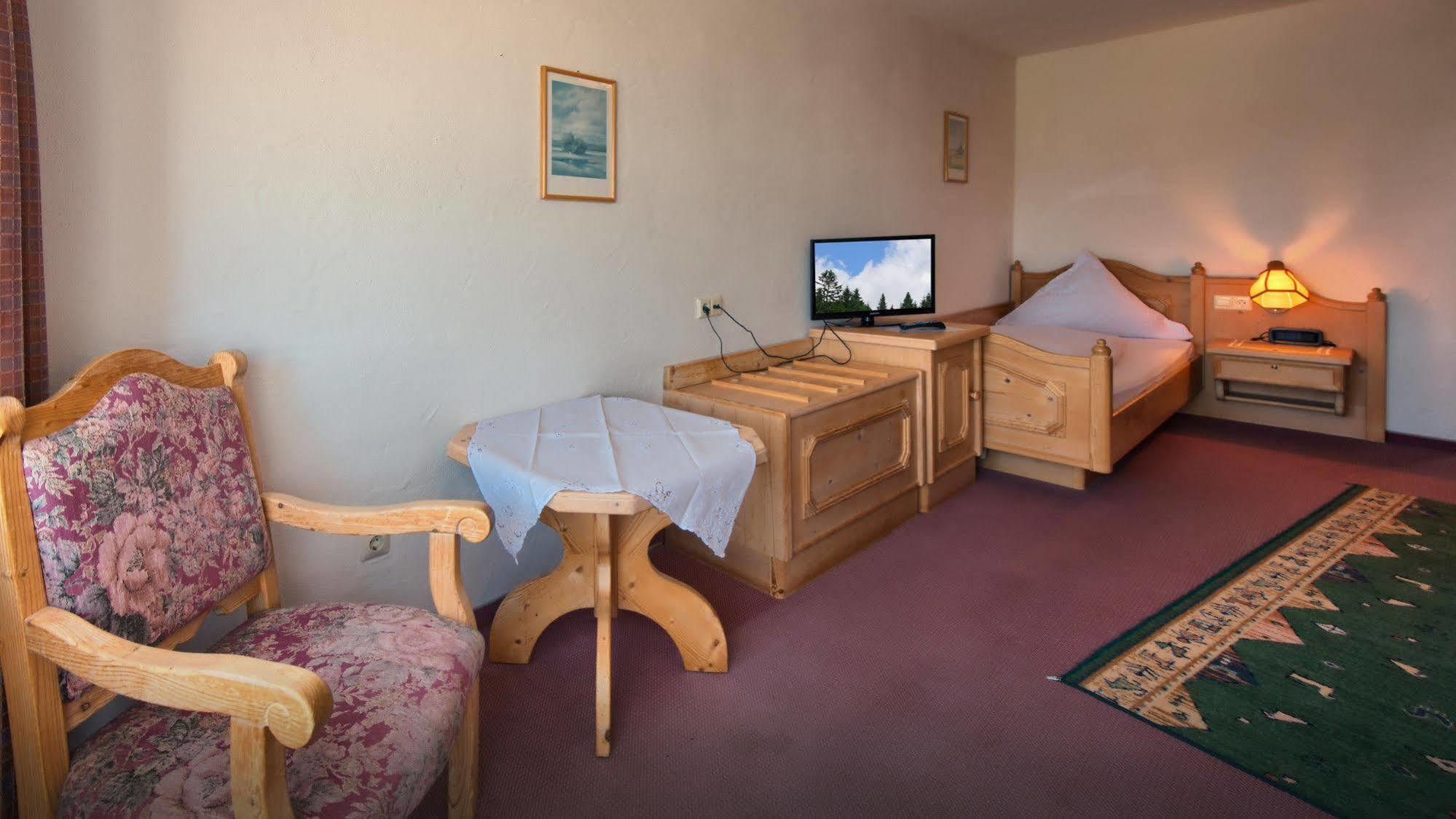 Landgasthof Zum Schwanen ฮอร์นแบร์ก ภายนอก รูปภาพ