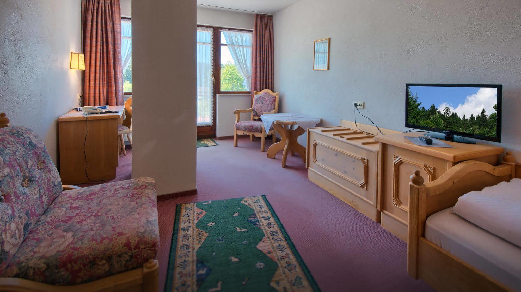 Landgasthof Zum Schwanen ฮอร์นแบร์ก ภายนอก รูปภาพ